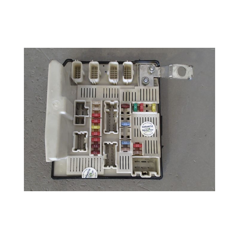 BOITE A FUSIBLES RENAULT MEGANE II PH 2 ESTATE 06-