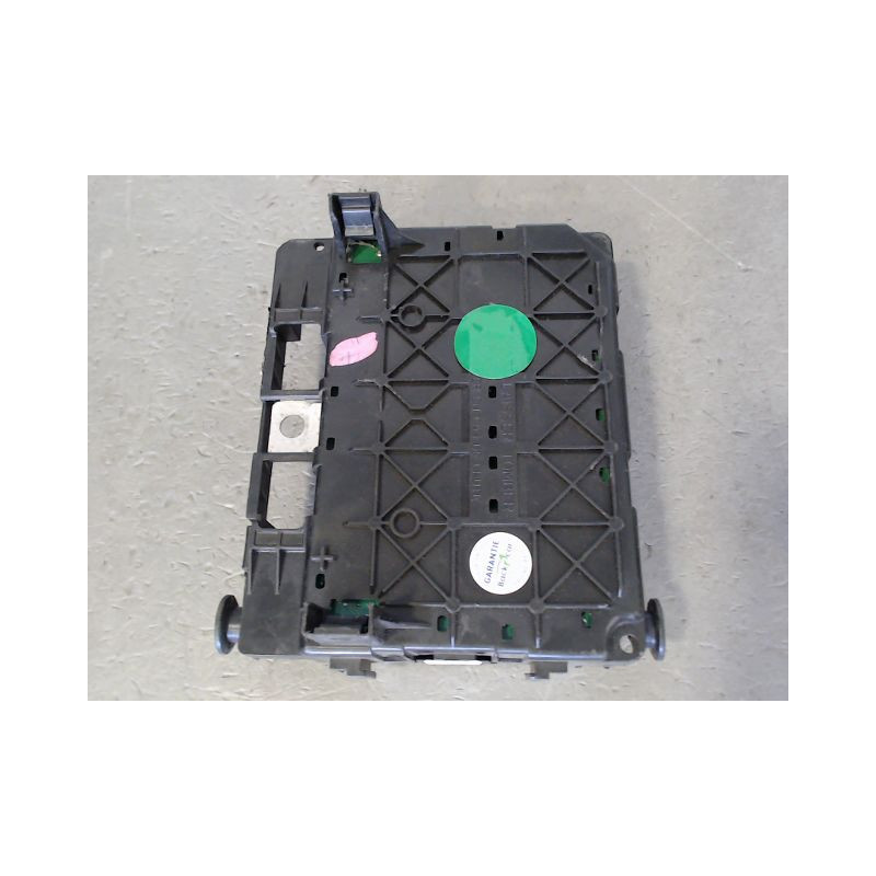BOITE A FUSIBLES PEUGEOT PARTNER FGT 2002-