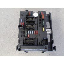 BOITE A FUSIBLES PEUGEOT 206 5P