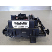 BOITE A FUSIBLES PEUGEOT 206 5P