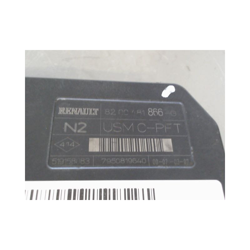 BOITE A FUSIBLES RENAULT SCENIC II PH2 2006-
