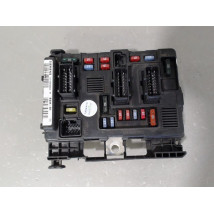 BOITE A FUSIBLES PEUGEOT 206