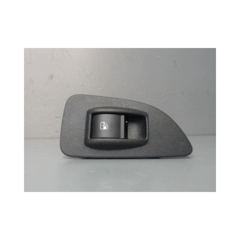 COMMANDE LEVE-GLACE PORTE ARG FIAT PUNTO