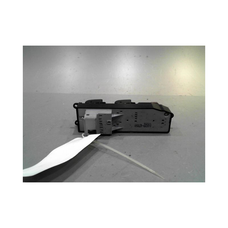 COMMANDE LEVE-GLACE PORTE AVG TOYOTA PRIUS
