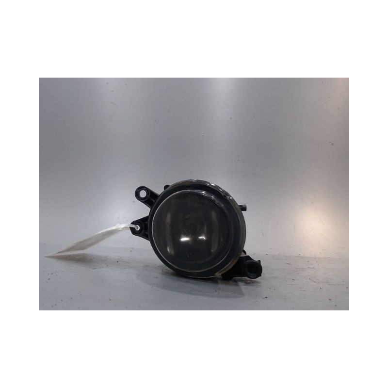 PHARE ANTIBROUILLARD AVANT DROIT AUDI A4