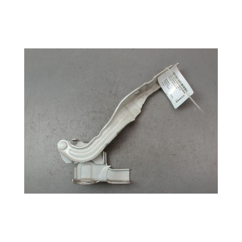 COMPAS GAUCHE CAPOT ALFA ROMEO GUILIETTA 2010-