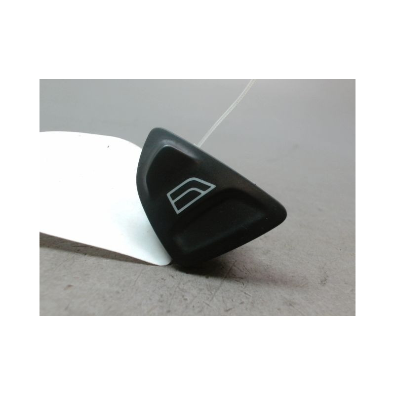 COMMANDE LEVE-GLACE PORTE AVD FORD KA II 2008-...