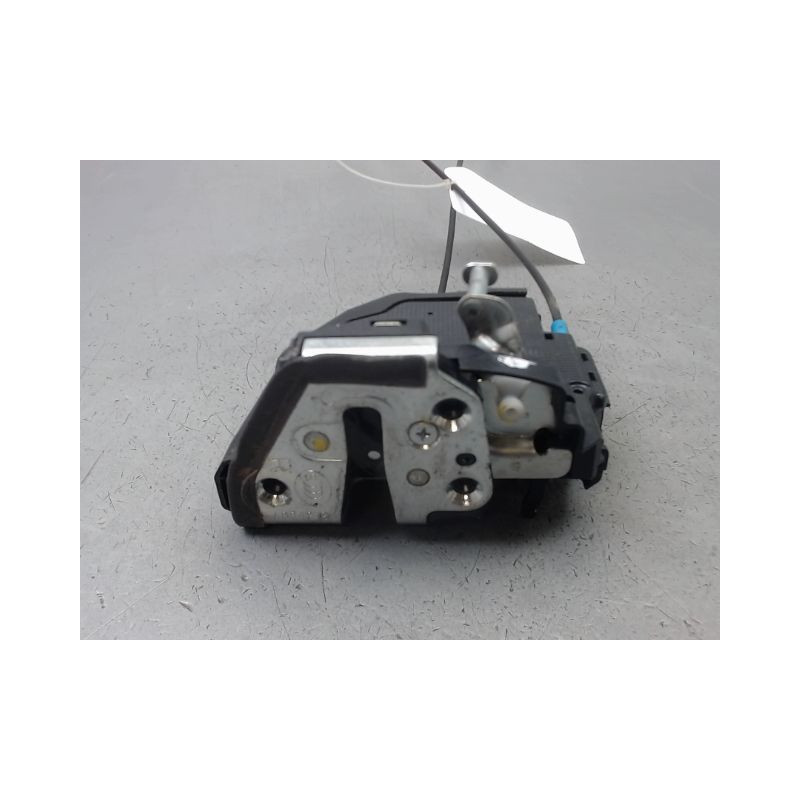 SYSTEME CONDAMNATION ARRIERE DROIT TOYOTA AURIS 2010-