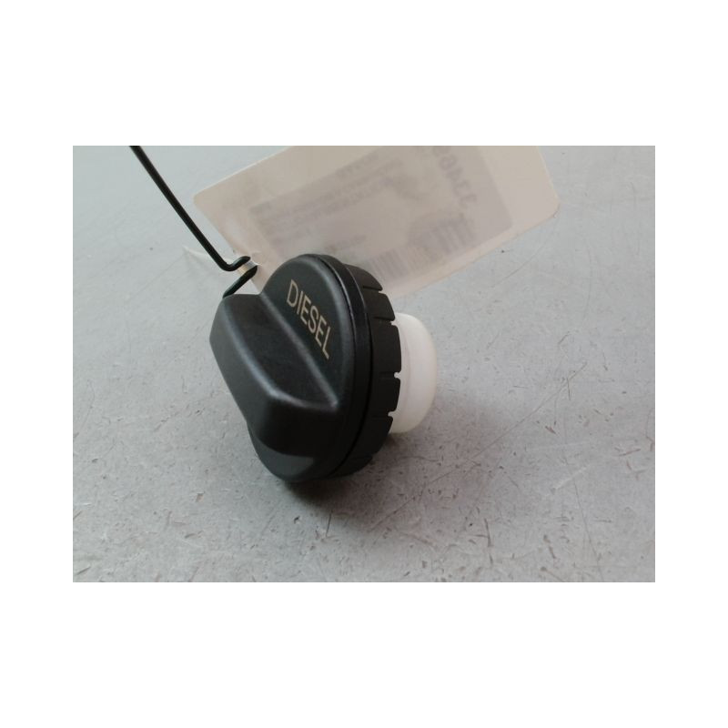 BOUCHON RESERVOIR A CARBURANT TOYOTA AURIS 2010-