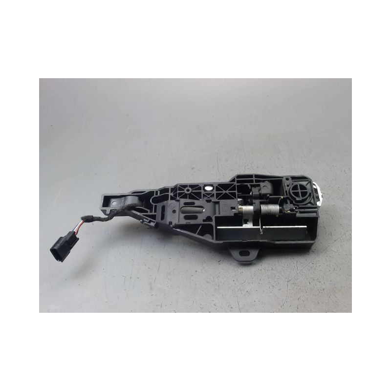 POIGNEE EXTERIEURE PORTE AVANT DROIT RENAULT CLIO BREAK IV Phase 1 2012-...