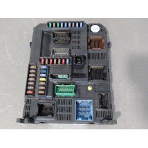 BOITIER GESTION HABITACLE PEUGEOT 208 12-15