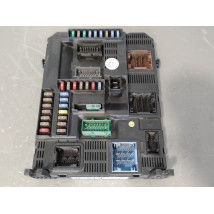 BOITIER GESTION HABITACLE PEUGEOT 208 12-15