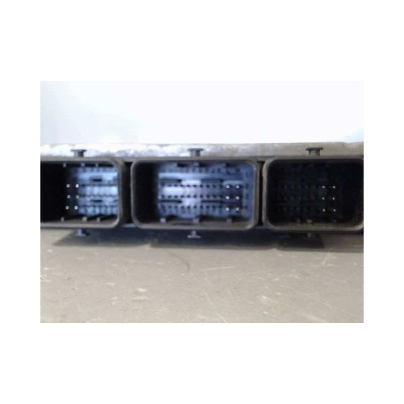 CALCULATEUR MOTEUR PEUGEOT 206 98-09