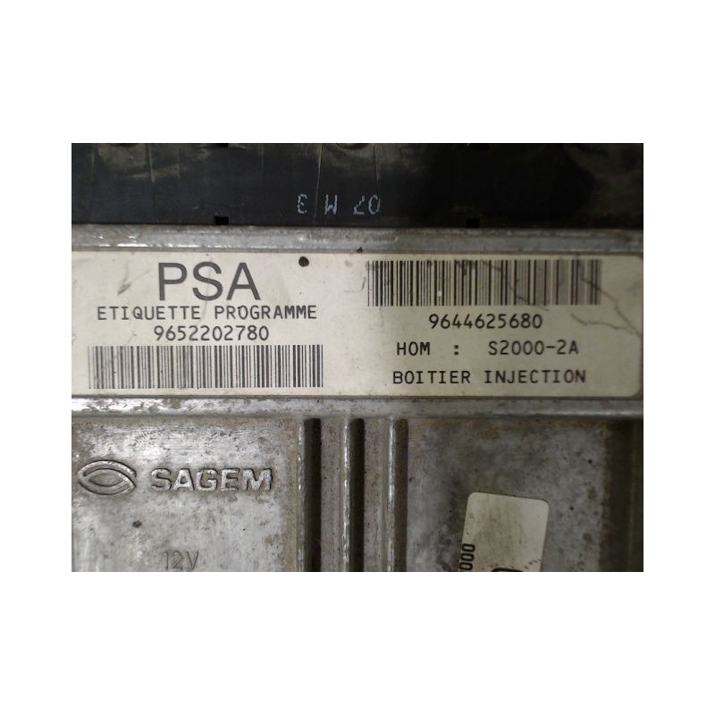CALCULATEUR MOTEUR PEUGEOT 206 98-09