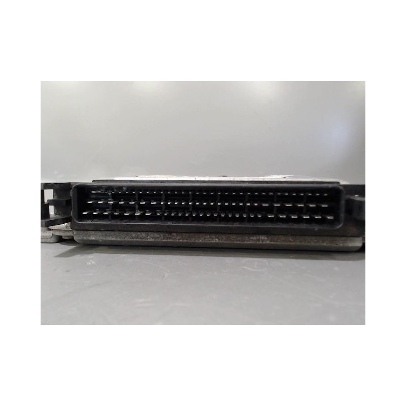 CALCULATEUR MOTEUR PEUGEOT 406