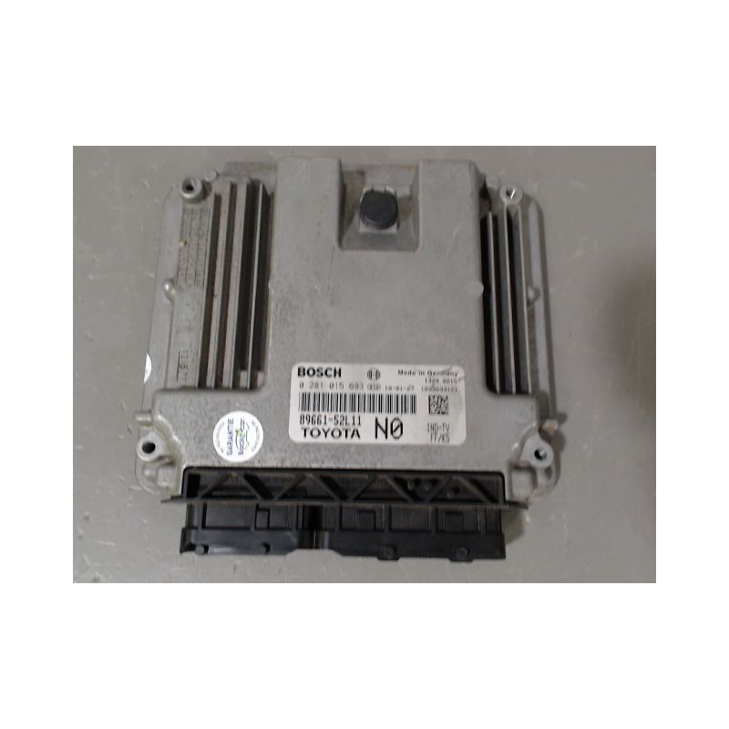 CALCULATEUR MOTEUR TOYOTA U.CRUISER