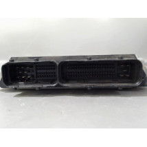 CALCULATEUR MOTEUR TOYOTA U.CRUISER