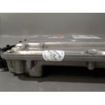 CALCULATEUR MOTEUR TOYOTA U.CRUISER