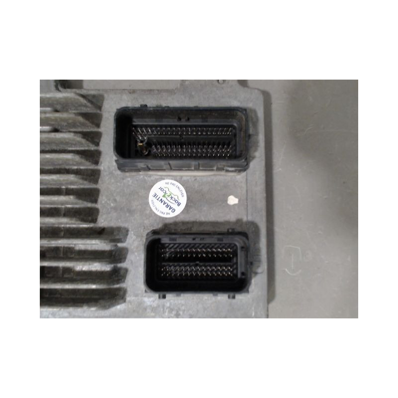 CALCULATEUR MOTEUR OPEL CORSA