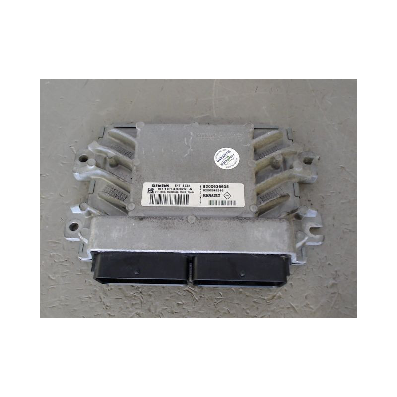 CALCULATEUR MOTEUR DACIA LOGAN