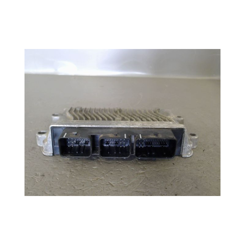CALCULATEUR MOTEUR PEUGEOT 206