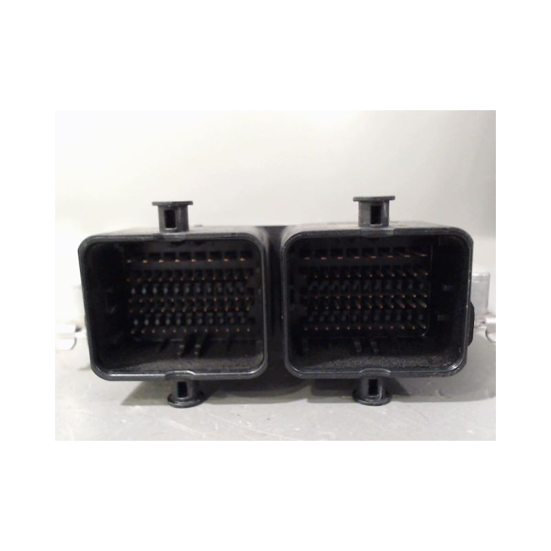 CALCULATEUR MOTEUR OPEL AGILA
