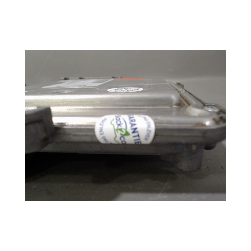 CALCULATEUR MOTEUR PEUGEOT 206