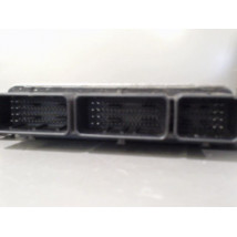 CALCULATEUR MOTEUR DACIA DUSTER