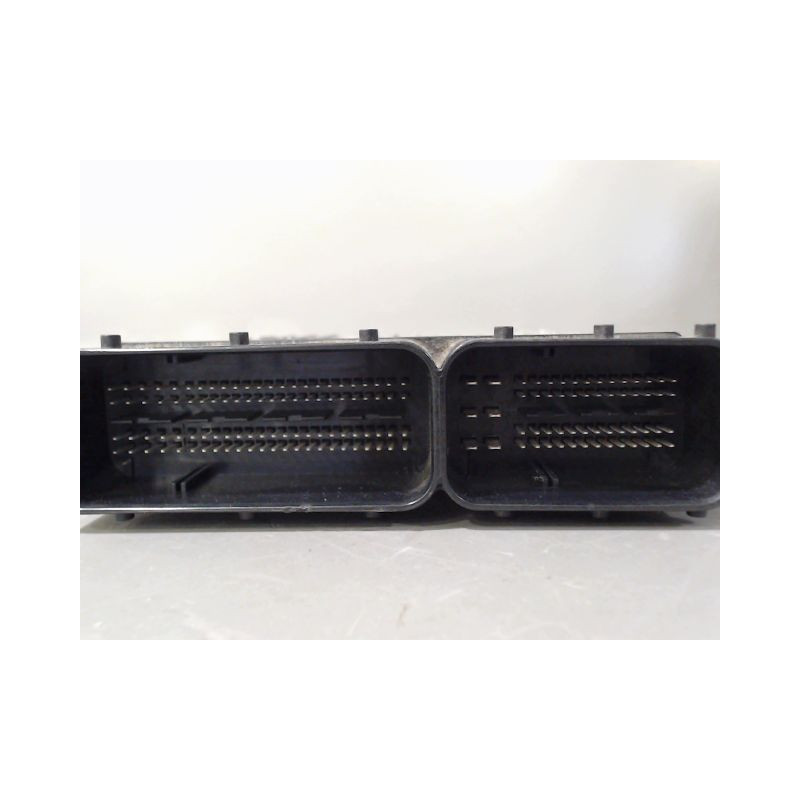 CALCULATEUR MOTEUR MERCEDES GLA