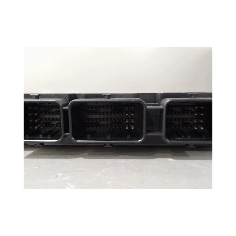 CALCULATEUR MOTEUR FORD FOCUS