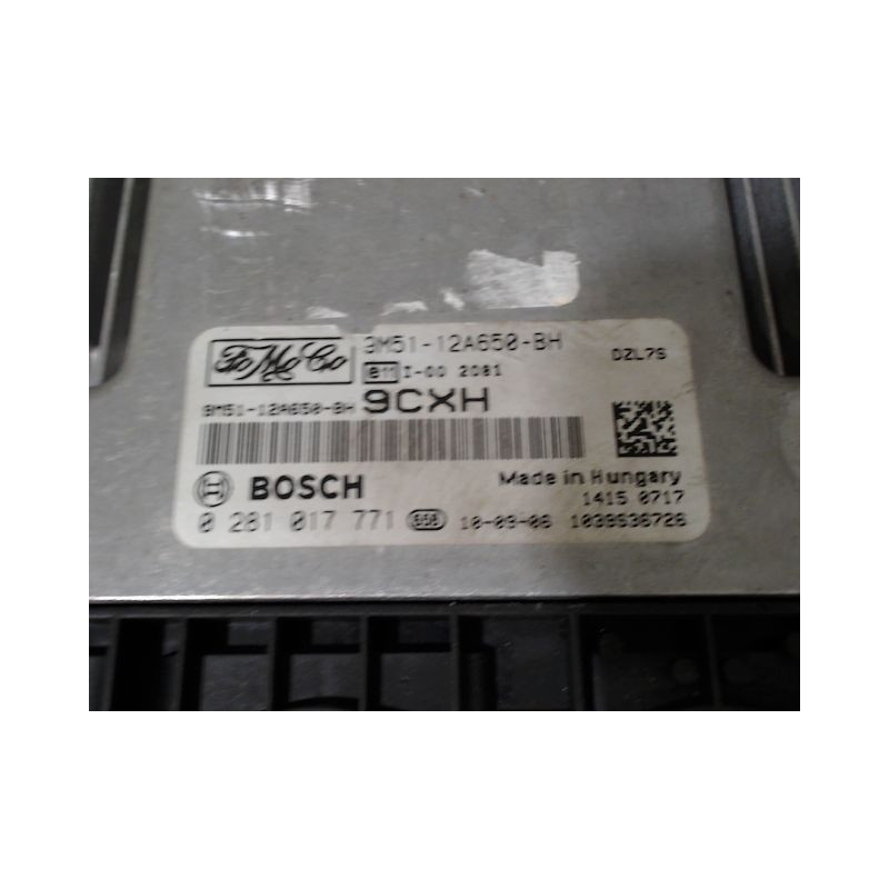 CALCULATEUR MOTEUR FORD FOCUS