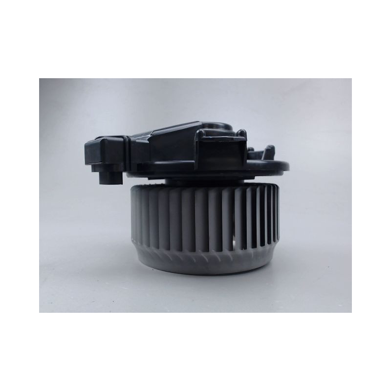 MOTEUR VENTILATEUR CHAUFFAGE SUZUKI SWIFT