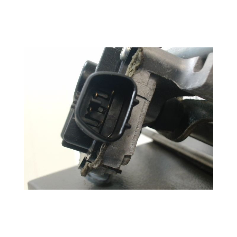 MECANISME ESSUIE-GLACE AVANT TOYOTA VERSO 2010-