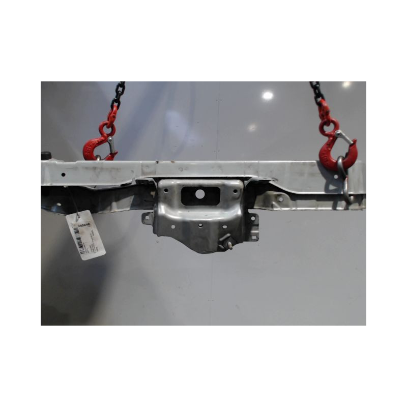 TRAVERSE SUPERIEURE ARMATURE AVANT NISSAN NOTE