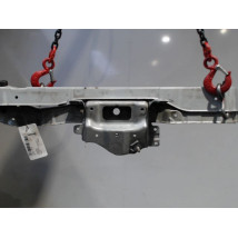 TRAVERSE SUPERIEURE ARMATURE AVANT NISSAN NOTE