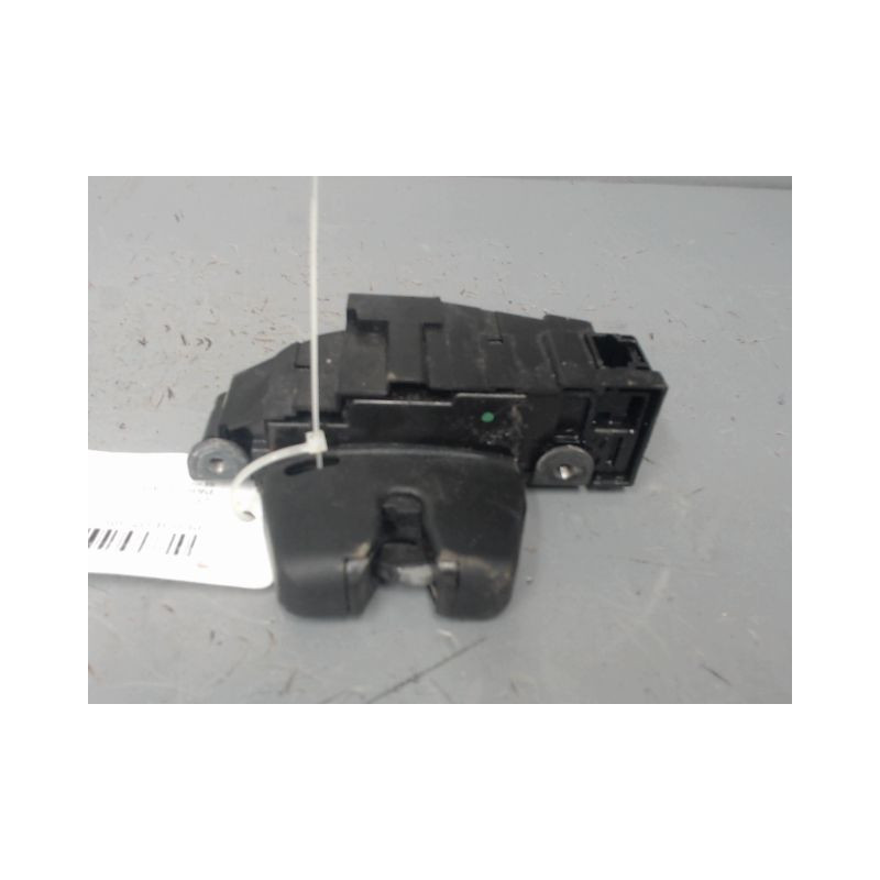 SERRURE HAYON  PEUGEOT 308