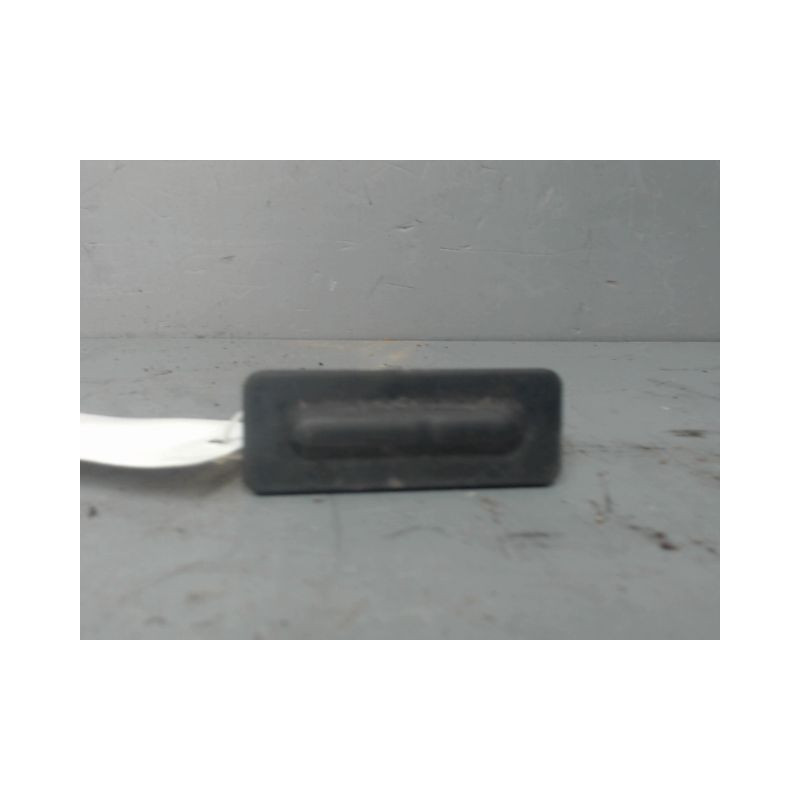 POIGNEE EXTERIEURE HAYON PEUGEOT 2008