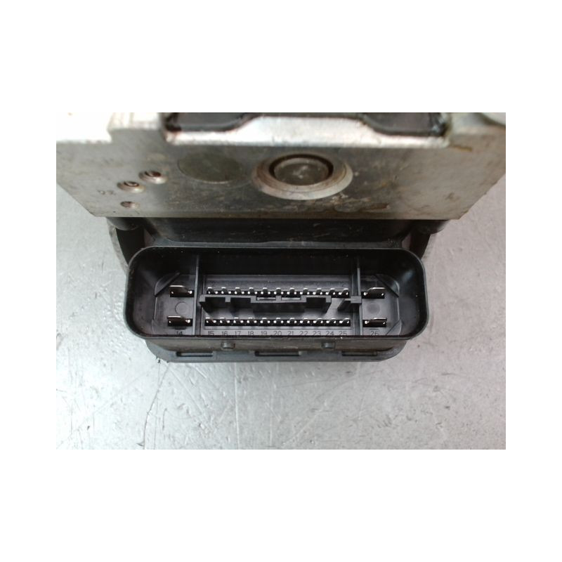 UNITE HYDRAULIQUE ABS TOYOTA YARIS 2005-