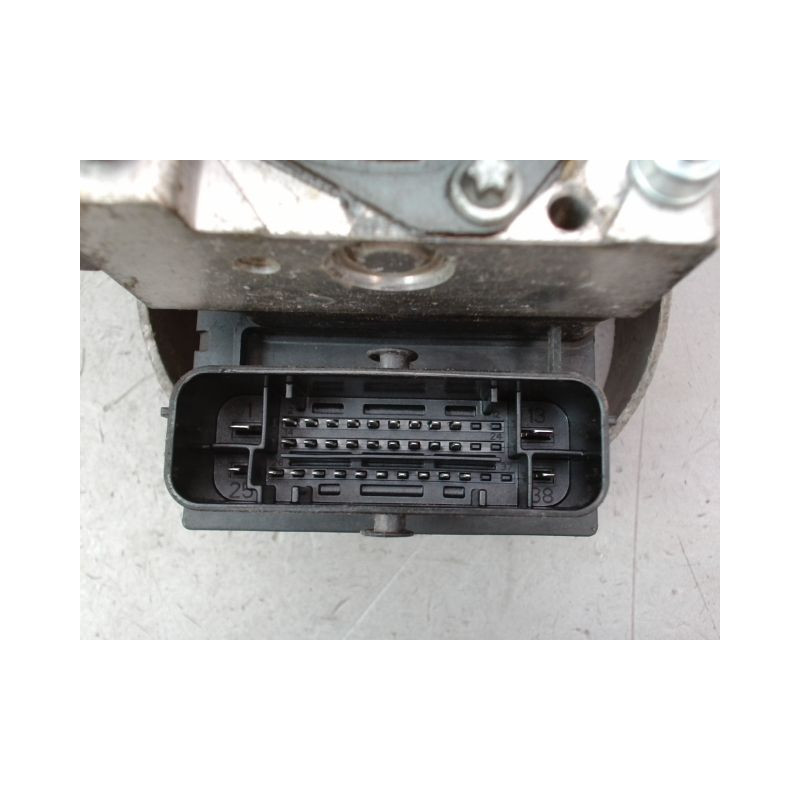 UNITE HYDRAULIQUE ABS DACIA DUSTER BREAK Phase 1 2010-2013