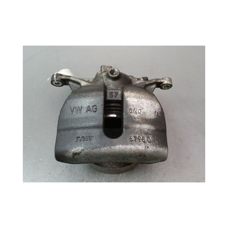 ETRIER DE FREIN AVANT GAUCHE AUDI TT COUPE 2006-