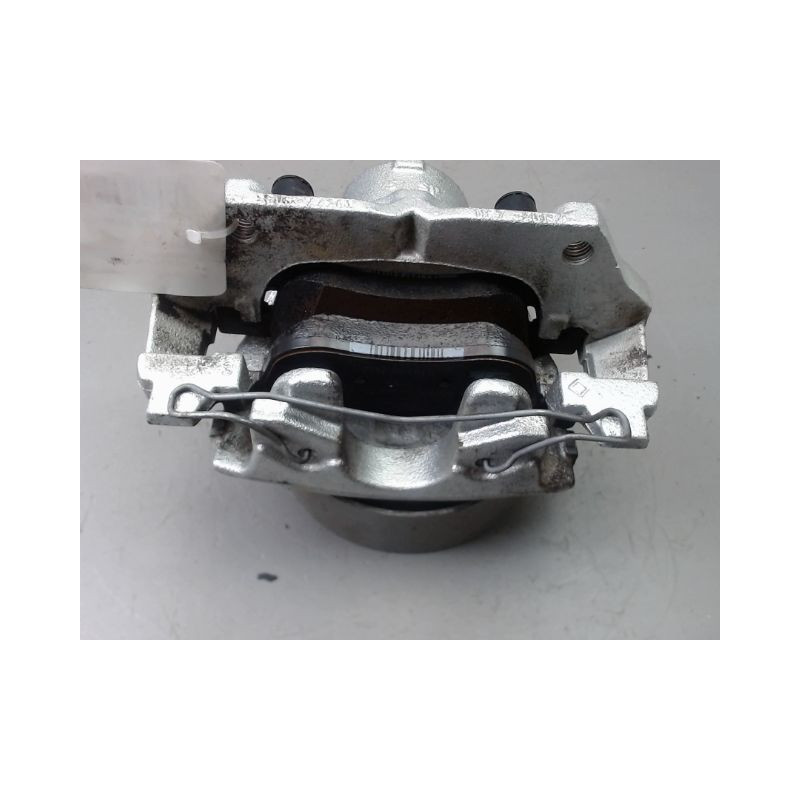 ETRIER DE FREIN AVANT DROIT FORD FIESTA 2010-