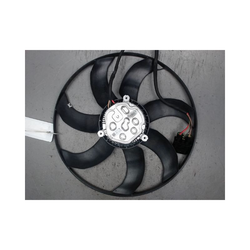MOTEUR VENTILATEUR RADIATEUR VOLKSWAGEN GOLF VII