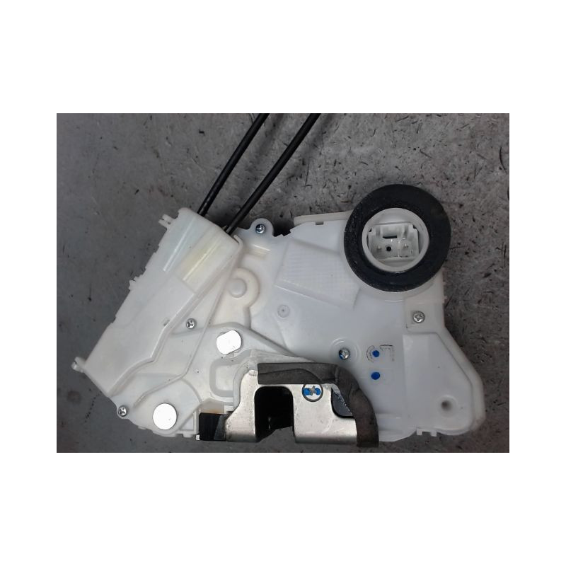 SYSTEME CONDAMNATION AVANT DROIT TOYOTA YARIS