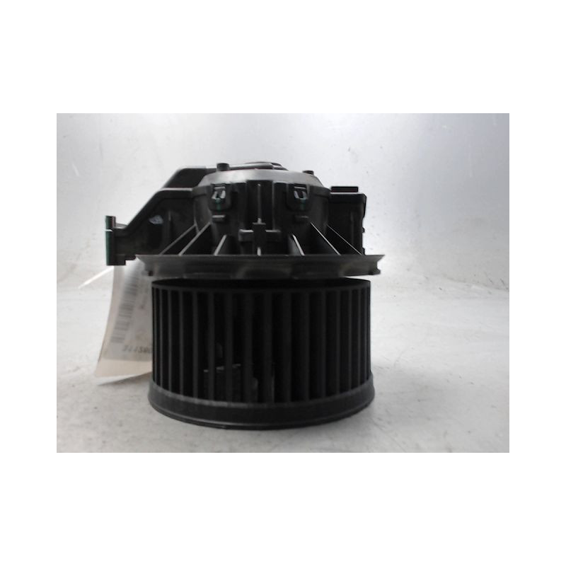 MOTEUR VENTILATEUR CHAUFFAGE FORD FIESTA 2008-
