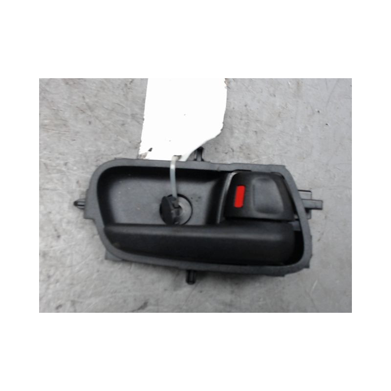 POIGNEE INTERIEURE PORTE AVANT DROIT TOYOTA YARIS CRO