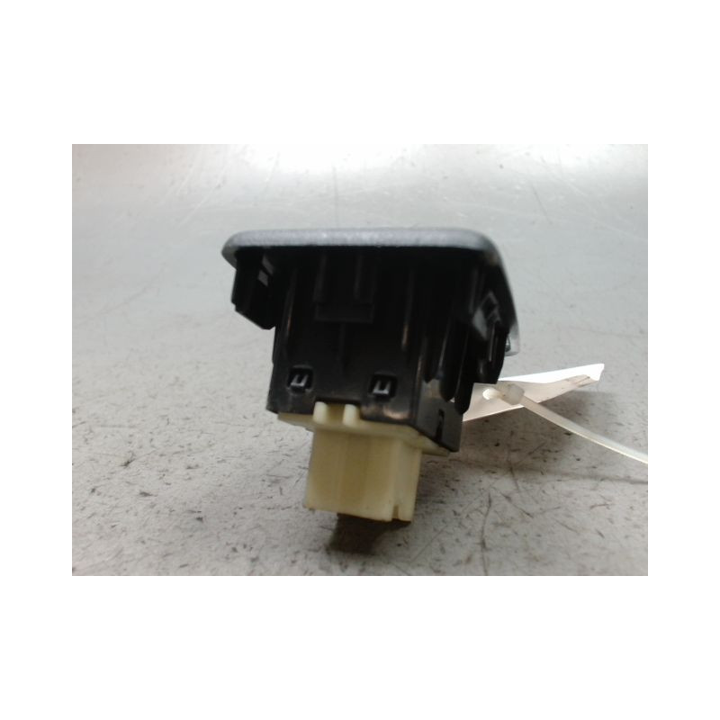 COMMANDE LEVE-GLACE PORTE ARG DACIA LODGY