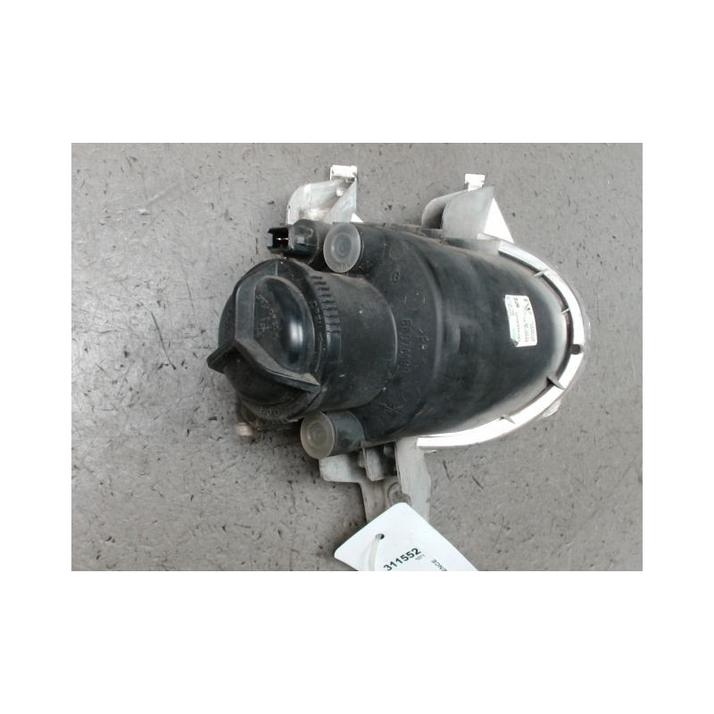 PHARE ANTIBROUILLARD AVANT GAUCHE PEUGEOT 206 3P