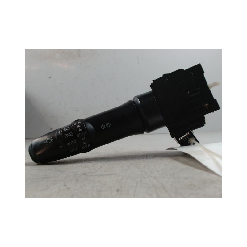 COMMANDE CLIGNOTANT MITSUBISHI ASX