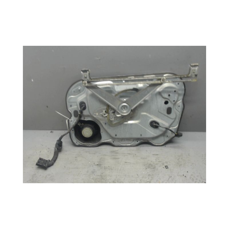 MECANISME+MOTEUR LEVE-GLACE AVANT GAUCHE FORD FOCUS