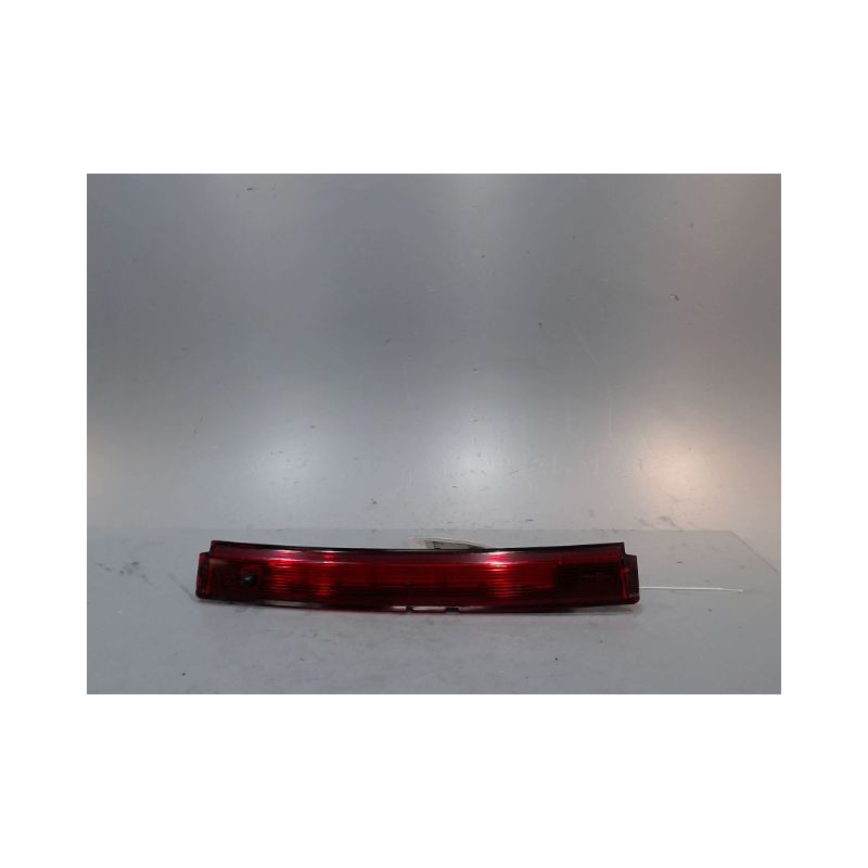 FEUX STOP SUPPLEMENTAIRE NISSAN MICRA